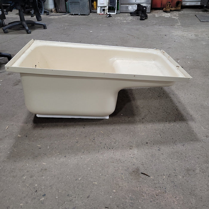 Used RV Step Bath Tub 36” x 24” - Right Hand Step