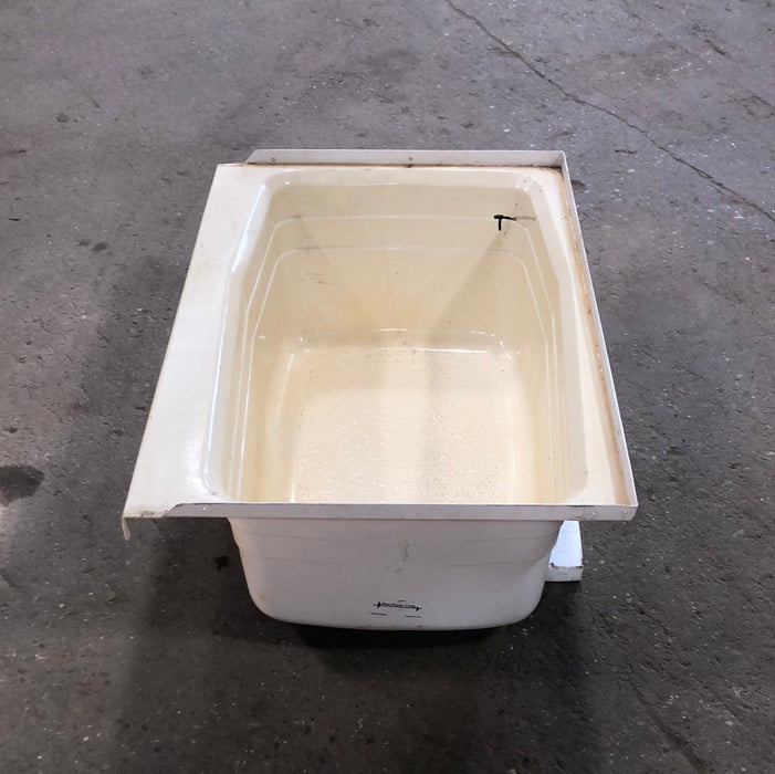 Used RV Bath Tub 36” x 24” - Right Hand Drain