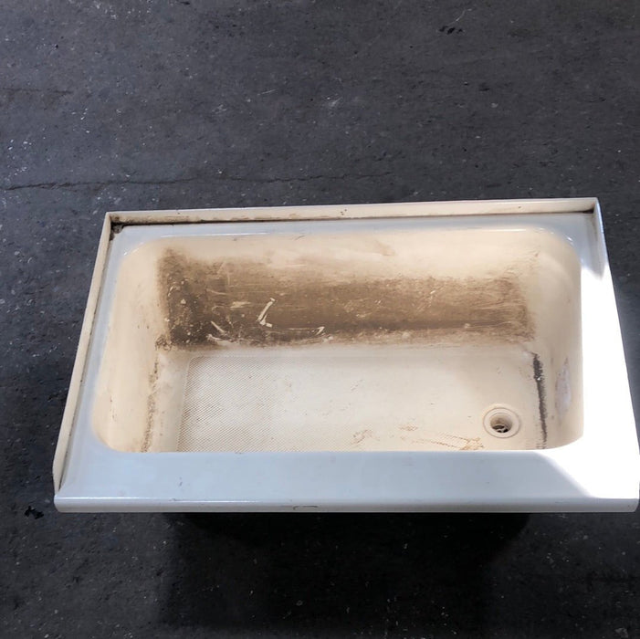 Used RV Bath Tub 36” x 24” - Right Hand Drain