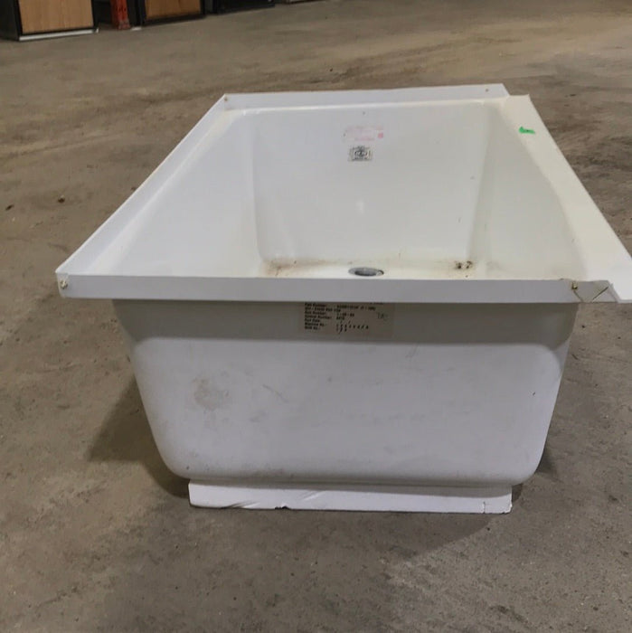 Used RV Bath Tub 40” L x 24 W ” - Right Hand Drain - Young Farts RV Parts