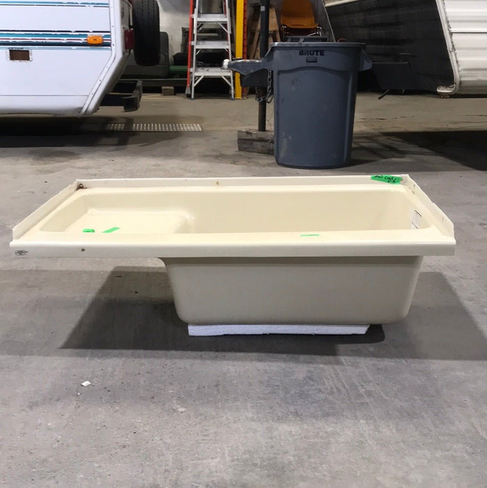 Used RV Step Bath Tub 40” x 24” - Right Hand Drain