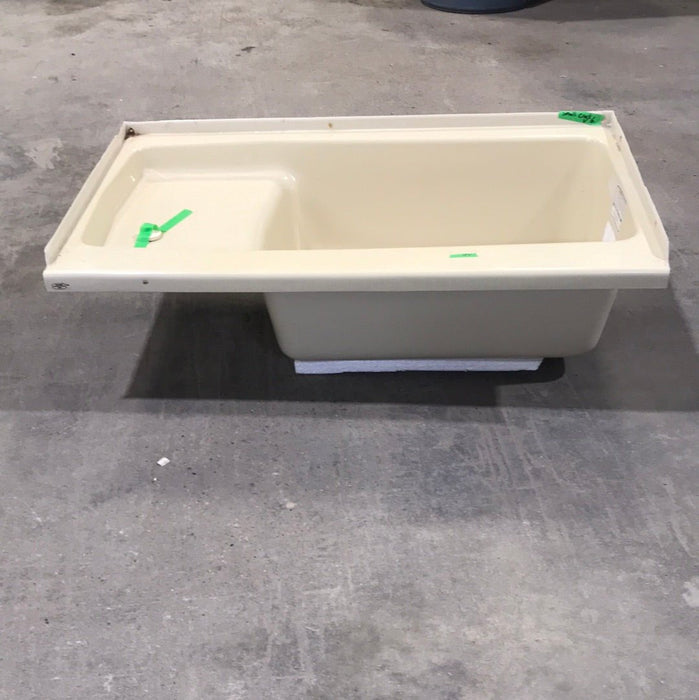 Used RV Step Bath Tub 40” x 24” - Right Hand Drain