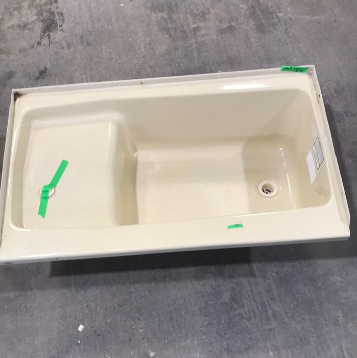 Used RV Step Bath Tub 40” x 24” - Right Hand Drain