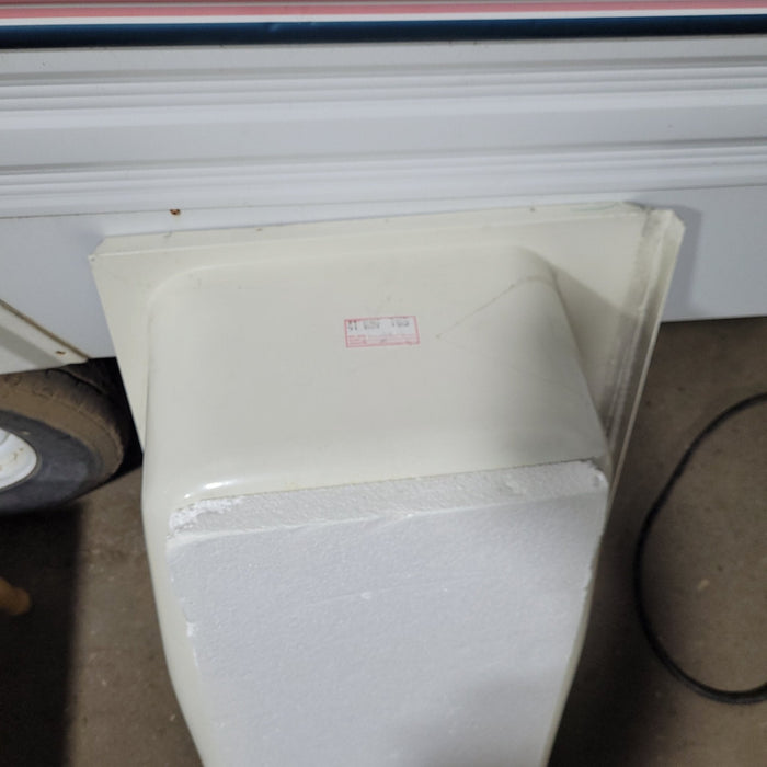 Used RV Bath Tub 41” x 24” - Right Hand Drain