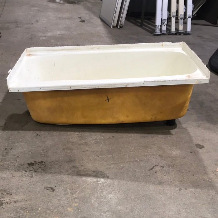 Used RV Bath Tub 43” L x 22 W ” - Right Hand Drain - Young Farts RV Parts