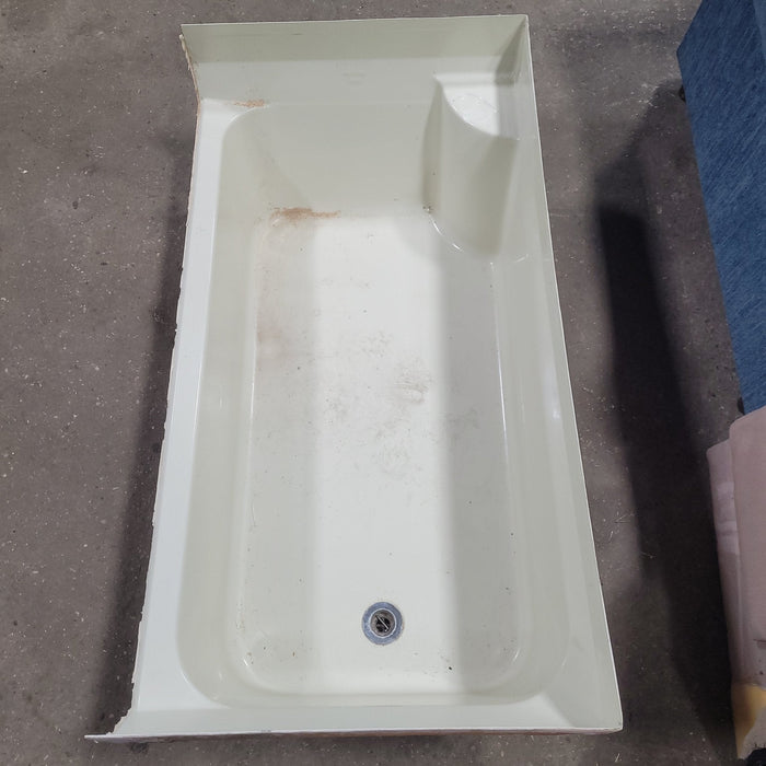 Used RV Bath Tub 45 3/4” x 24 1/2” - Right Hand Drain