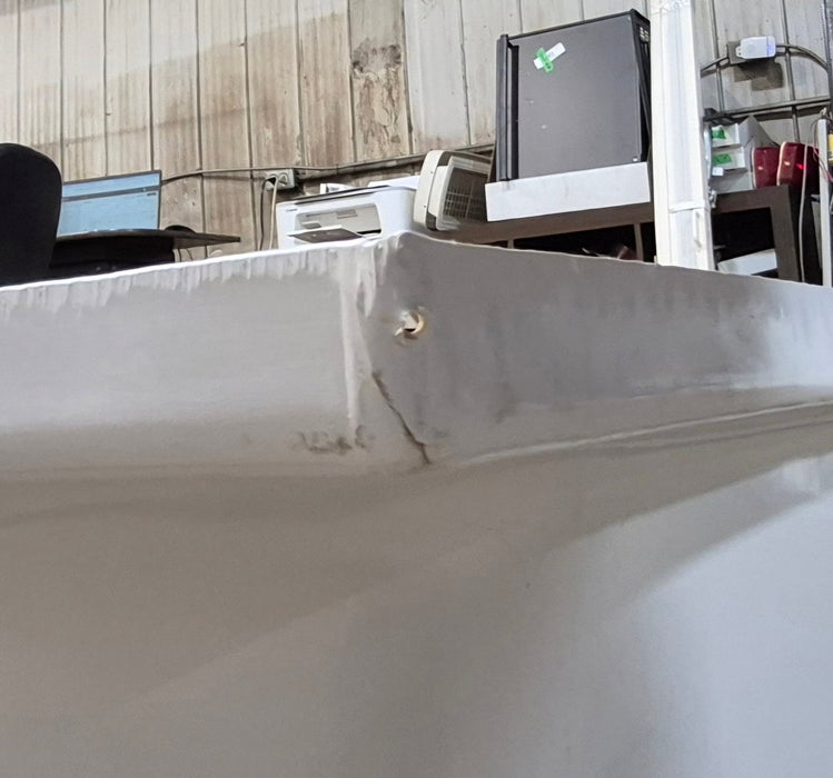 Used RV Bath Tub 53 5/8” x 26 3/4” - Right Hand Drain