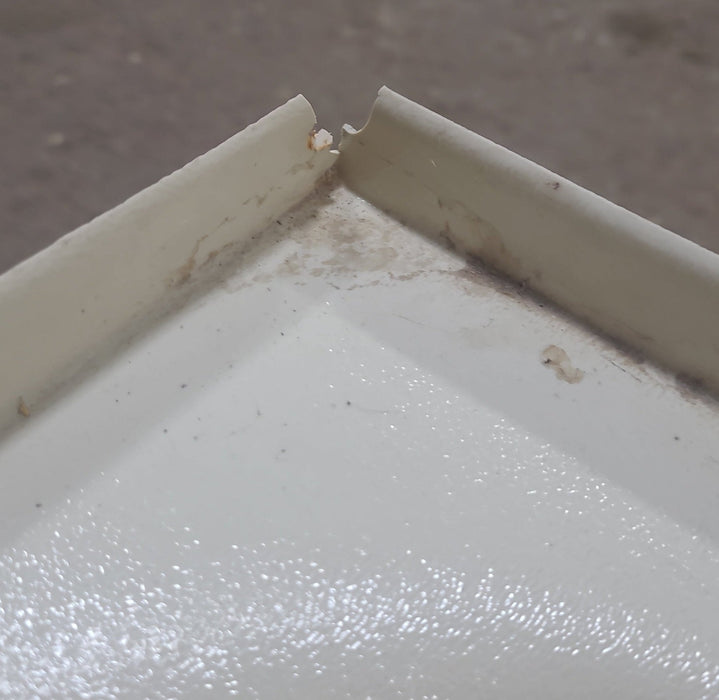Used RV Bath Tub 54 1/8” x 27 1/4” - Right Hand Drain