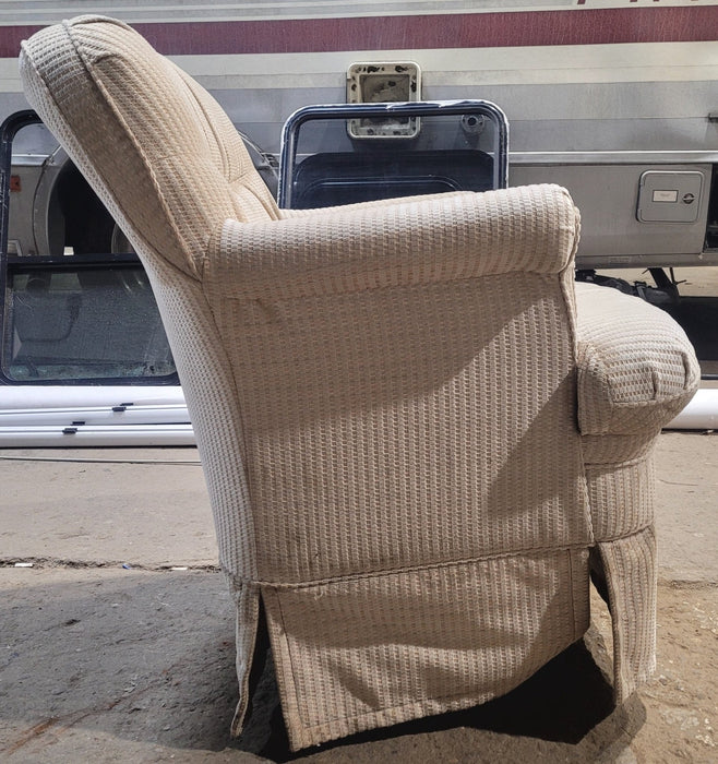 Used RV Chair - 33" H x 27 1/2" W x 25" D