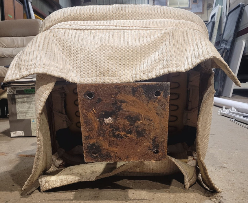 Used RV Chair - 33" H x 27 1/2" W x 25" D