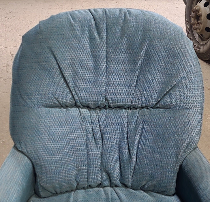 Used RV Chair - 32-1/2"H x 23-1/2"W x 24"D