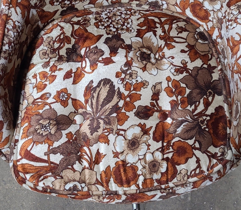 Used RV Chair - Retro - 29 1/2" H x 23" W x 16" D