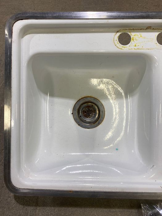 Used Double Kitchen Sink 33” W x 19” L