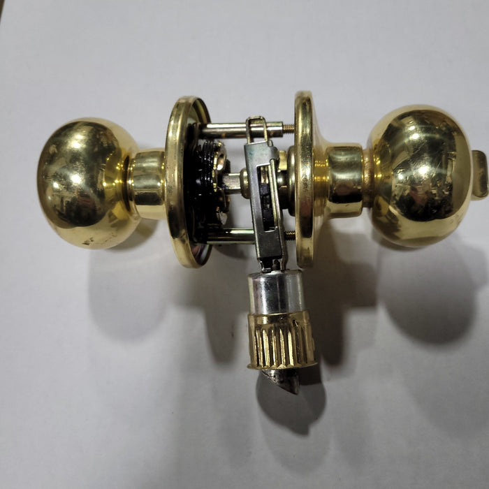 Used RV Interior Door Knob 1 1/2" Wall 2 3/4" Latch Locking