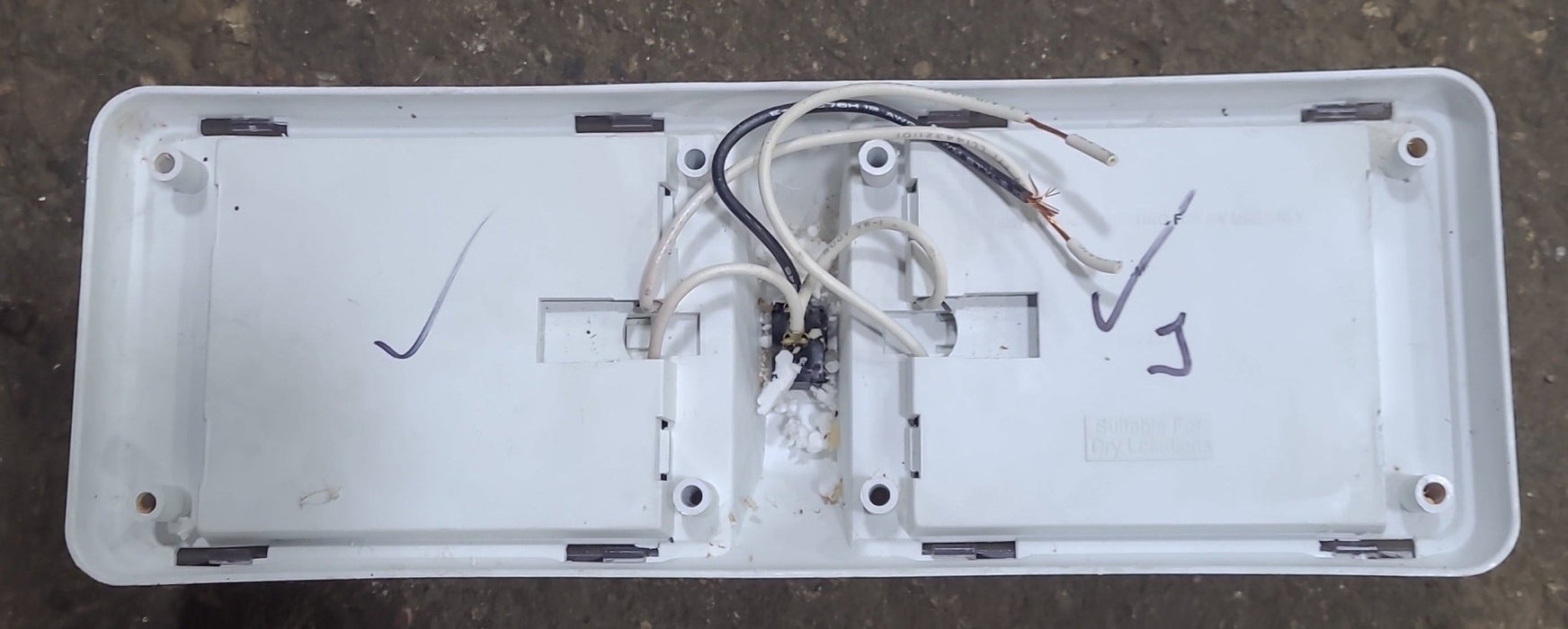 USED RV Interior Light Fixture *DOUBLE* - LR36513 (001-802)
