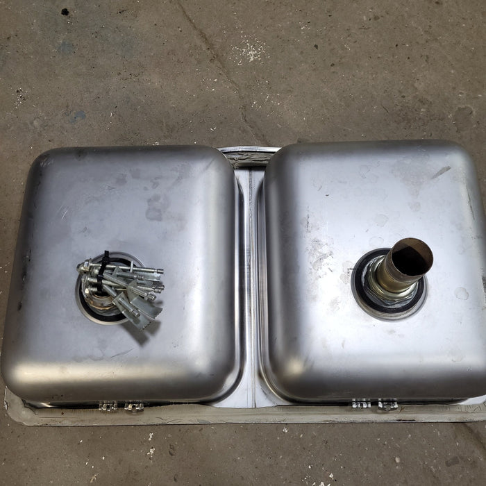 Used Double Kitchen Sink 25 1/2” W x 15” L