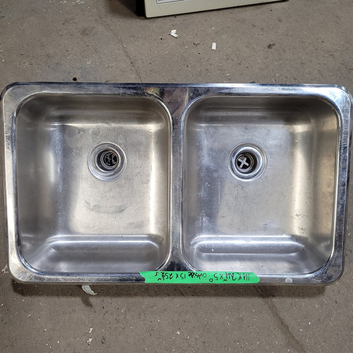 Used Double Kitchen Sink 25 1/2” W x 15” L