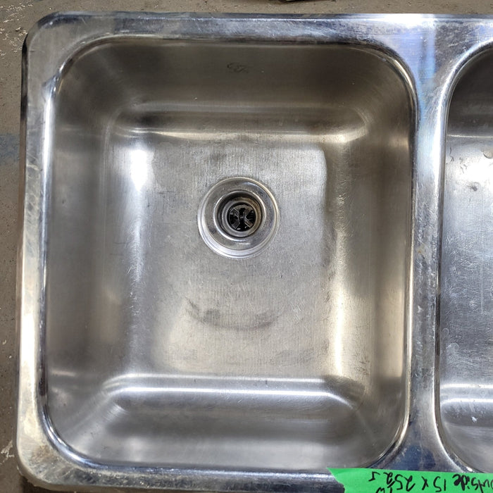 Used Double Kitchen Sink 25 1/2” W x 15” L