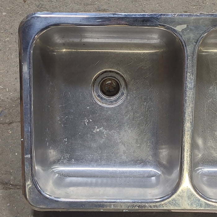 Used Double Kitchen Sink 25 3/8” W X 15 1/4” L
