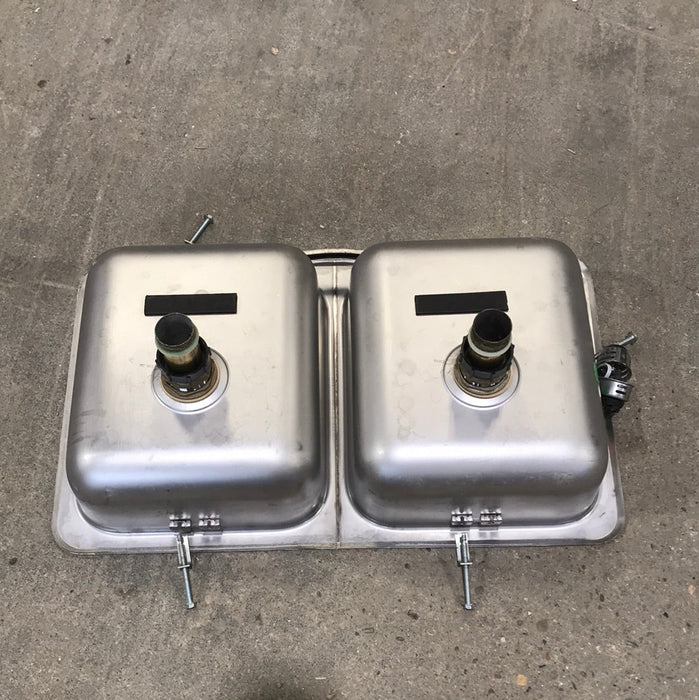 Used Double Kitchen Sink 25 3/8” W X 15 1/8” L