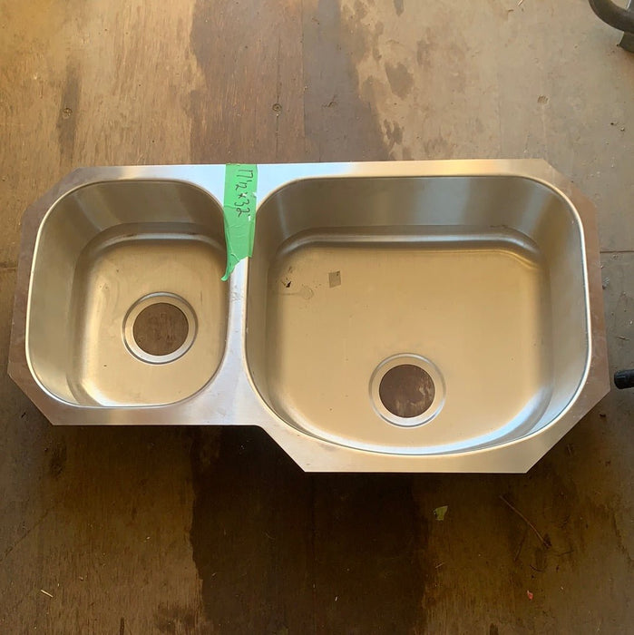 Used RV Kitchen Sink 32” W X 18” L