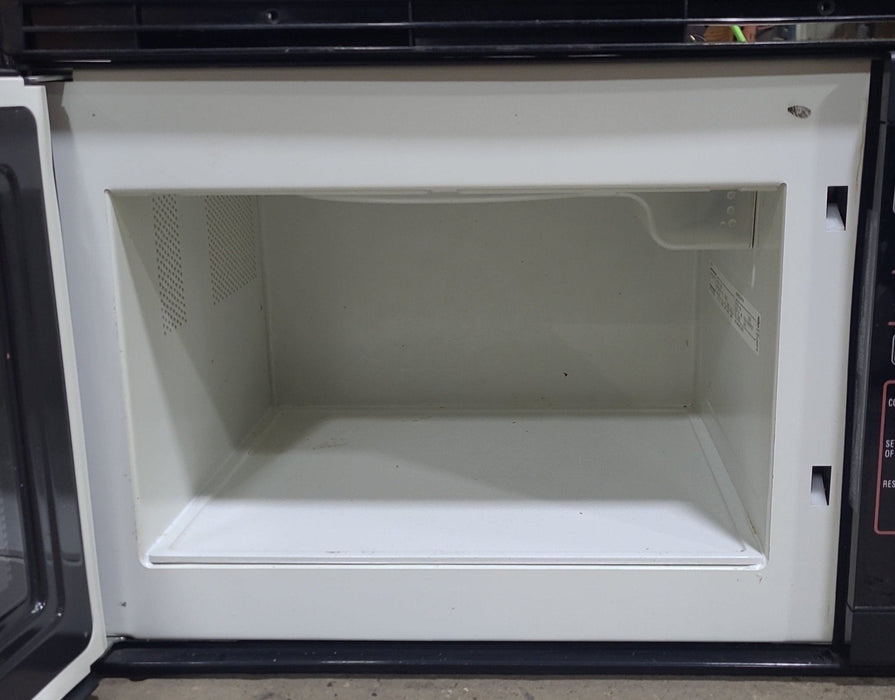 Used RV Microwave Magic Chef 20 3/8" W X 12 1/4" H X 13 1/2" D