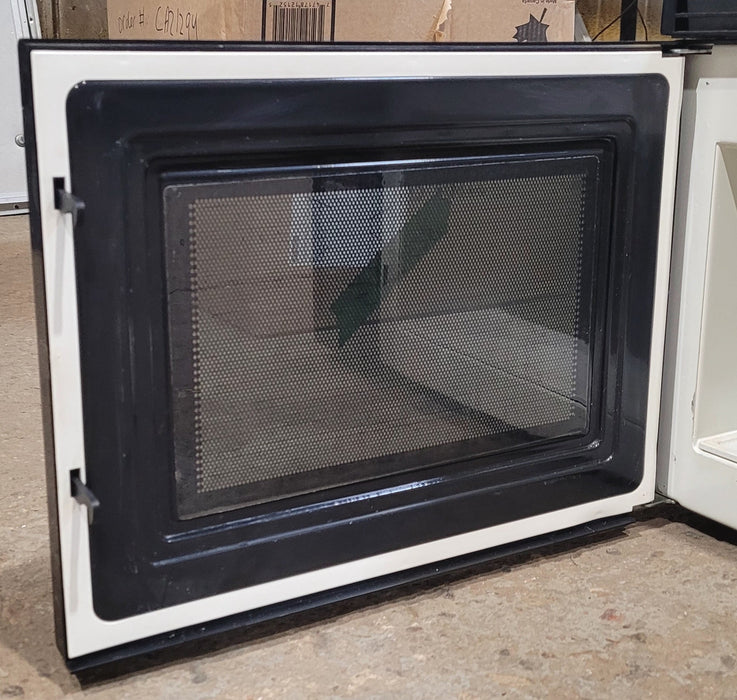 Used RV Microwave Magic Chef 20 3/8" W X 12 3/4" H X 13 1/4" D