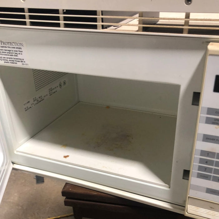 Used RV Microwave Magic Chef 22" W x 14-1/2" H x 14" D