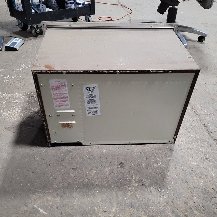 Used RV Microwave Magic Chef 22" W X 15" H X 15-1/2" D
