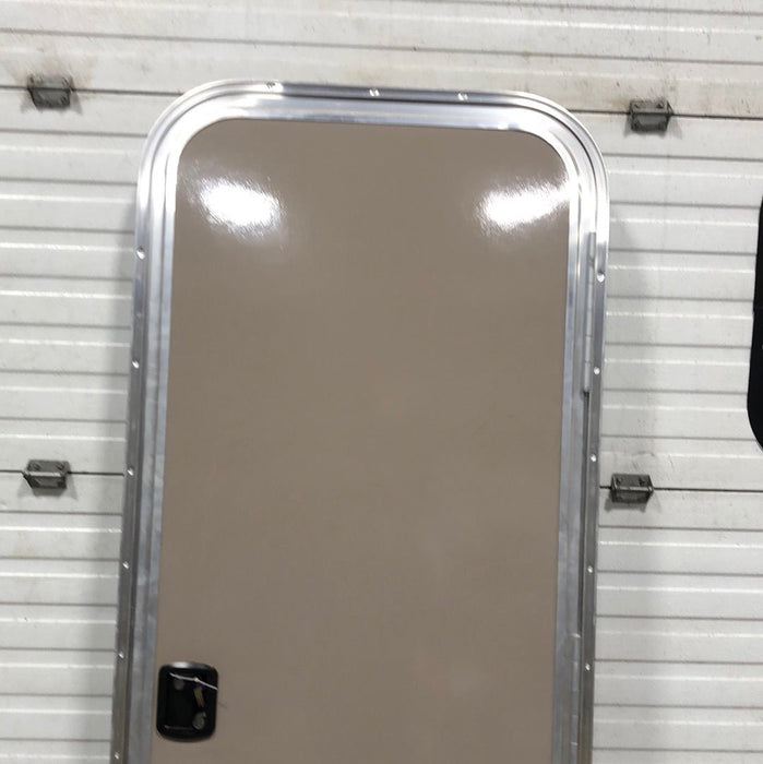 Used Rv Radius Entry Door 25 3/4 x 71 1/2 2016 Forrest River V000290171