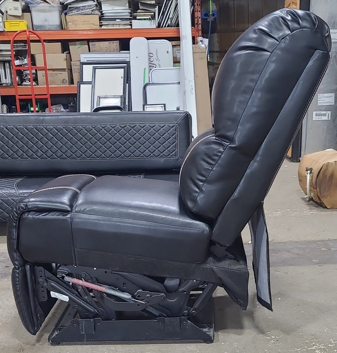 Used RV Recliner - Center Piece - 23" W x 40" H x 38" D