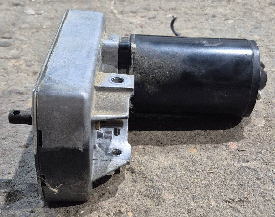 Used RV Slide Out Motor 28:1 - VMC07503828