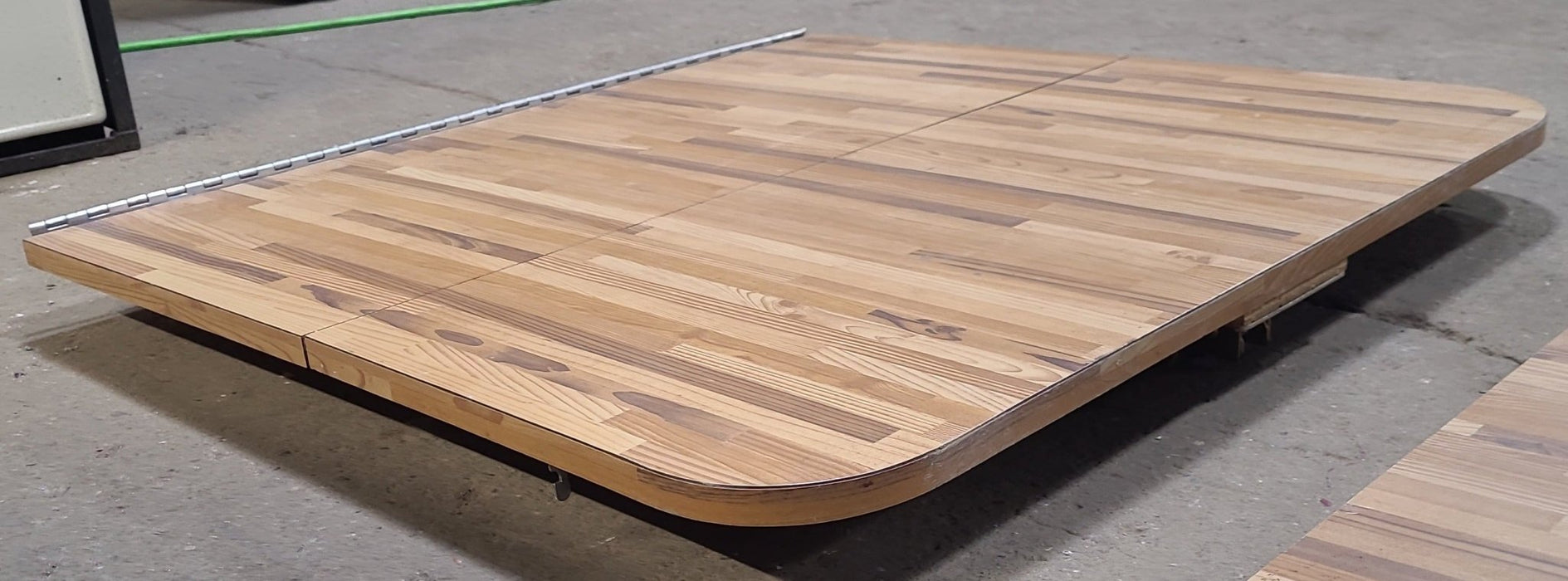 Used RV Table Top 26" x 28"