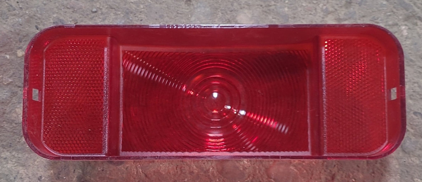 Used RV Tail Light Replacement Lens