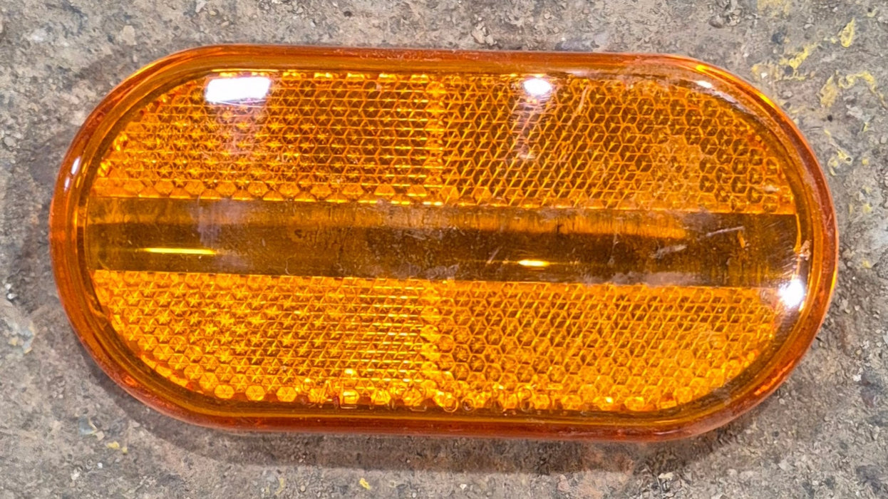 Used SAE AP2 88 DOT Replacement Lens for Marker Lights - Amber