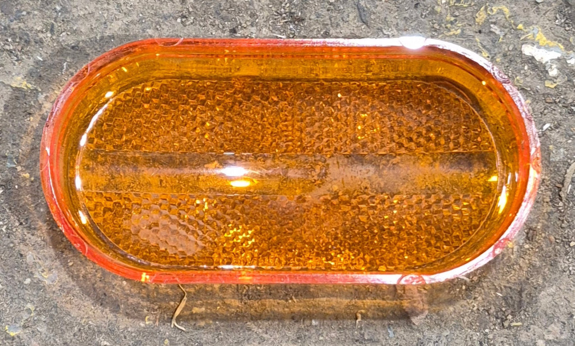 Used SAE AP2 88 DOT Replacement Lens for Marker Lights - Amber