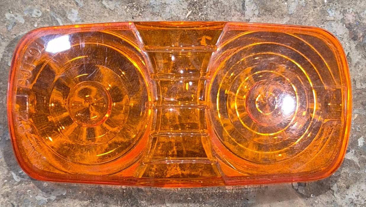 Used SAE P2 DOT 91 Replacement Lens for Marker Light -  Amber