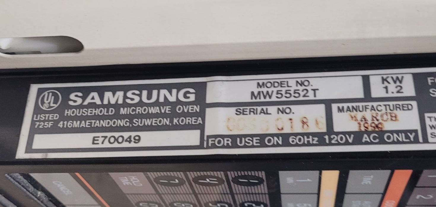 Used SAMSUNG RV Microwave 20 1/2" W x 12 1/2" H x 12 3/4" D
