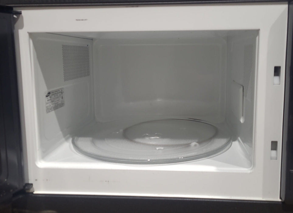 Used SAMSUNG RV Microwave 21 1/2" W X 13" H X 14 1/4" D