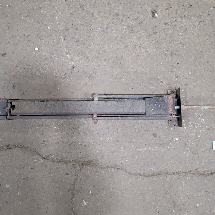 Used Telescopic Stabilizer Jack 64"