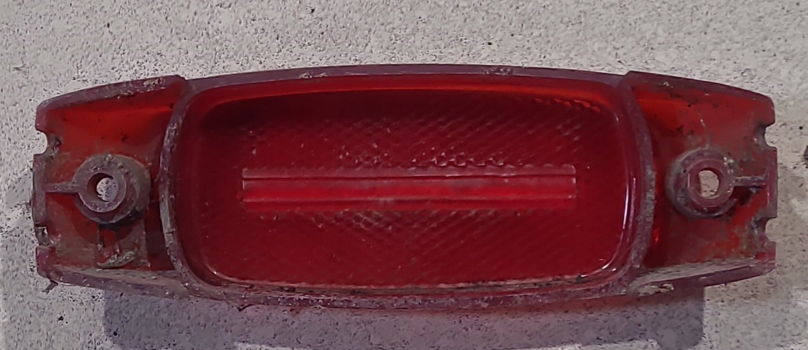 Used Signal-Stat 9066 Replacement Lens for Marker Light - Red - Young Farts RV Parts