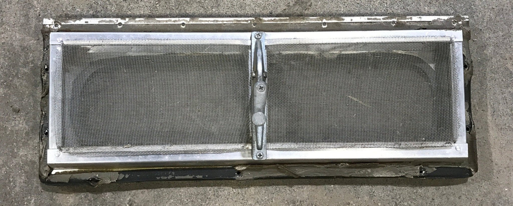 Used Silver Square Opening Window: 17 3/4" W x 5 1/2" H x 3/4" D