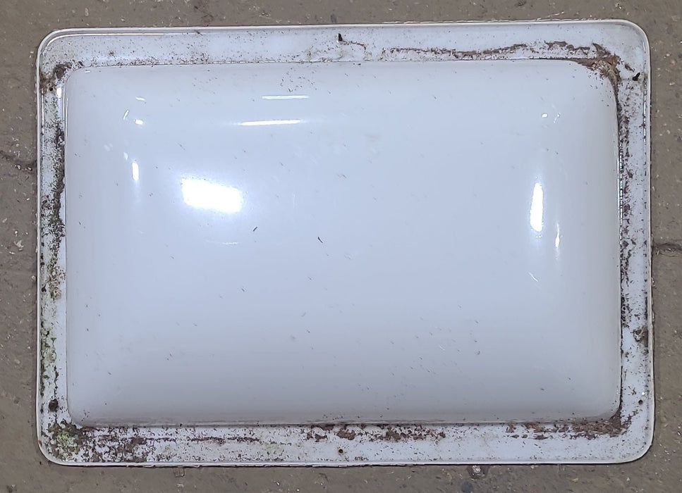 Used Skylight 17 1/4" X 23 3/4"