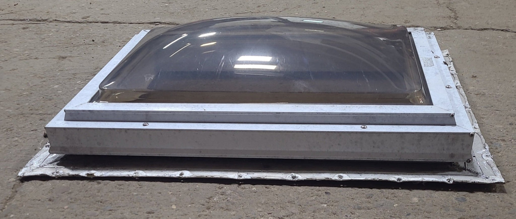 Used Skylight 23 1/2" X 31 1/2" (with inner skylight)