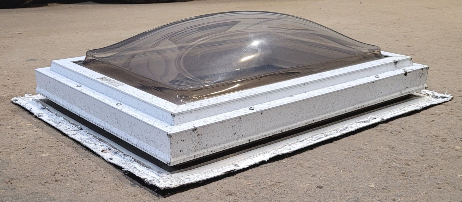 Used Skylight 23 1/2" x 31 1/2" (with inner skylight)