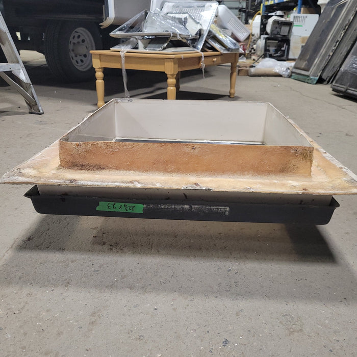 Used Skylight 30 1/2" X 30 1/2" (with inner skylight)
