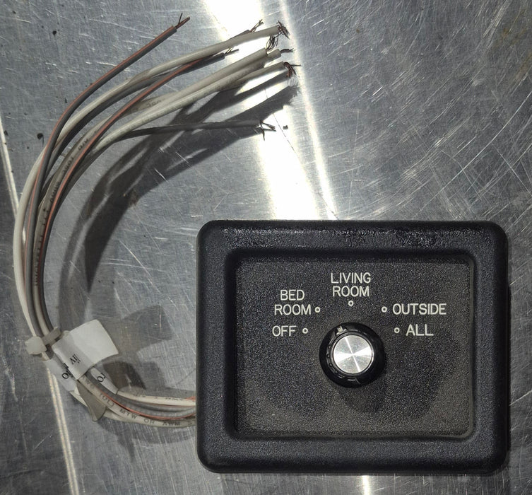 Used Speaker Selector Switch, 5 Zone - PL2015
