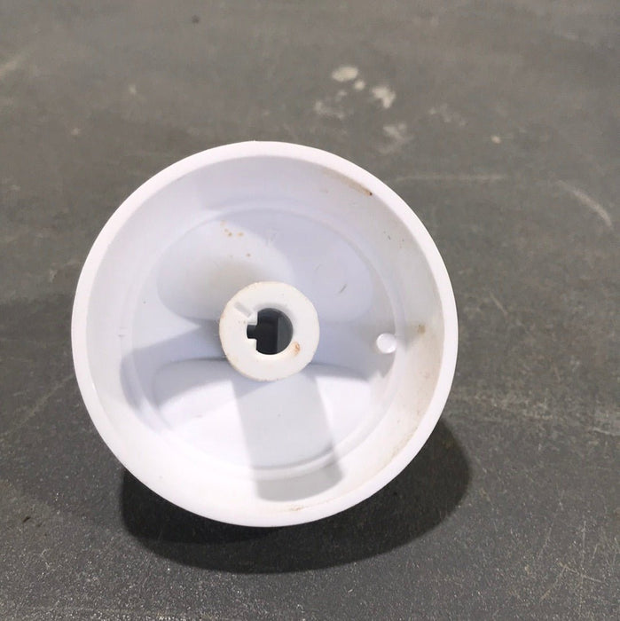 Used SUBURBAN Top Burner Knob -140237