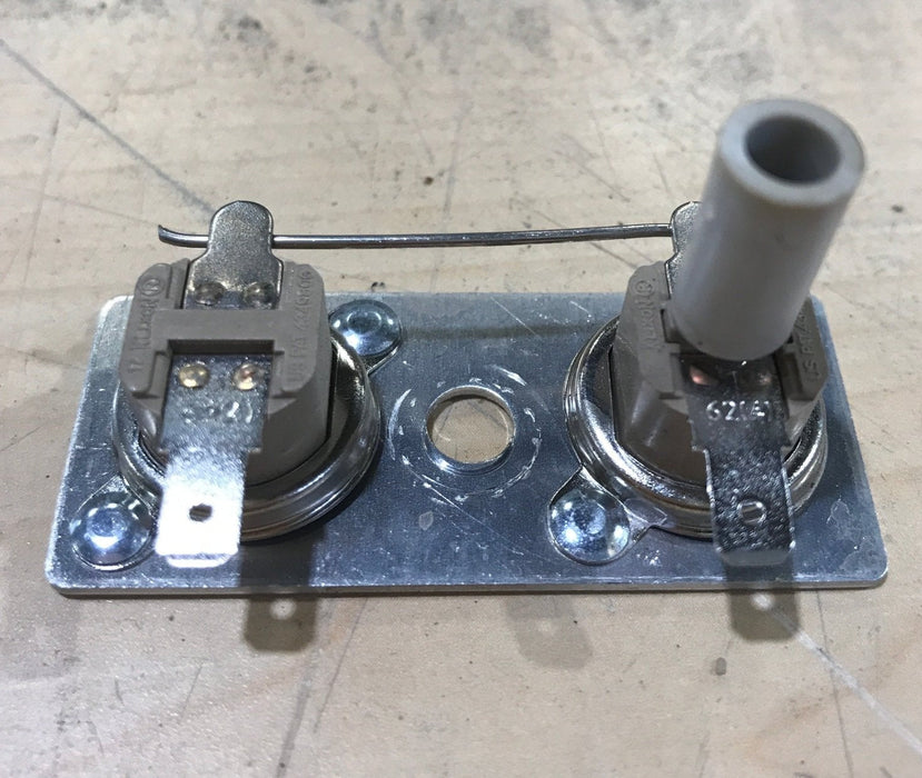 Used Suburban Water Heater Thermostat Switch - 232306