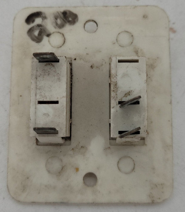 Used Suburban White Switch 234589